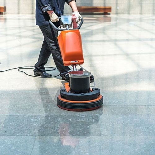 فريق رؤية كلين للتنظيف بالرياض